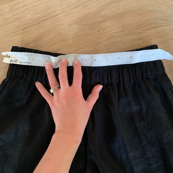 Black Linen Shorts - Picture 2 of 7